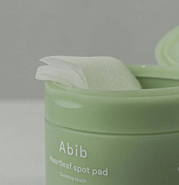 Abib - Heartleaf Spot Pad Calming Touch - Dischetti lenitivi per il viso - 150 ml/80 pezzi